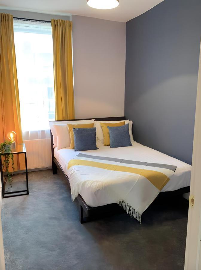 Heaton-Beautiful 3 Double Bedrooms Sleeps 6 Free Parking And Wifi 泰恩河畔纽卡斯尔 外观 照片